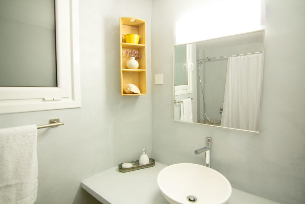 Athenian Blue - Family Apt 5' Minutes From Acropolis Museum Экстерьер фото