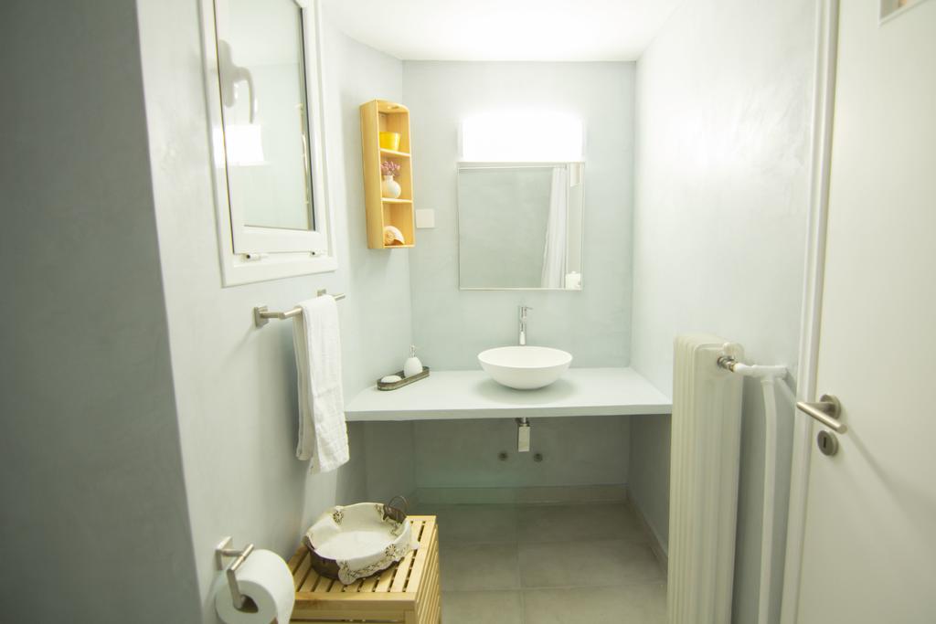 Athenian Blue - Family Apt 5' Minutes From Acropolis Museum Экстерьер фото