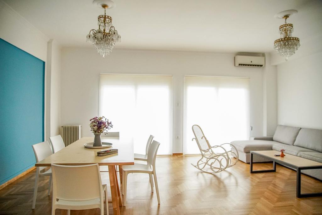 Athenian Blue - Family Apt 5' Minutes From Acropolis Museum Экстерьер фото