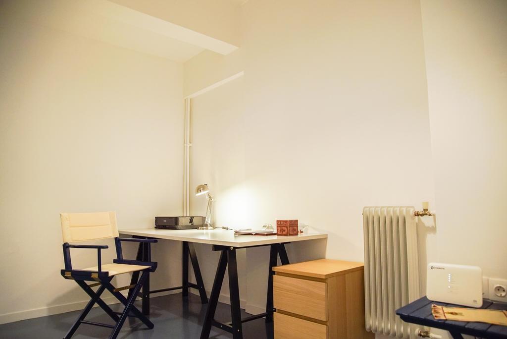 Athenian Blue - Family Apt 5' Minutes From Acropolis Museum Экстерьер фото